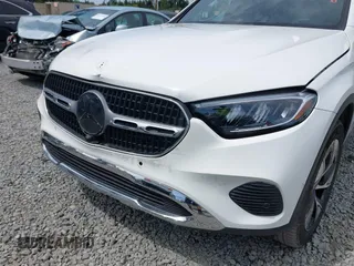 2024 Mercedes-Benz GLC 300 z VIN W1NKM4HB6RF216741, wystawiony jako IAAI lot #42216671 z przebiegiem Nie podano mil oraz . Historia ofert i sprzedaży dostępna na DreamBid. Obrazek 6.