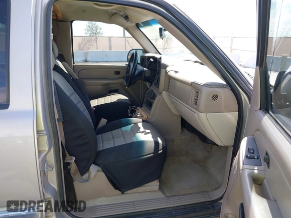 2005 GMC Yukon XL SLT with VIN 1GKFK16Z95J155393, listed as a IAAI auction lot 41929213 with 206,876 mi miles. Bid and sale history available at carsss.com. Image 5.