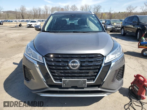 2022 Nissan Kicks SV with VIN 3N1CP5CV2NL485672, listed as a Copart auction lot 53730555 with 30,347 mi miles and Salvage Title. Bid and sale history available at DreamBid. Image 5.