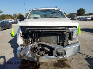 2019 Ford Super Duty F-250 SRW XL with VIN 1FTBF2A67KED65996, listed as a Copart auction lot 77324594 with 46,271 mi miles and Salvage Title. Bid and sale history available at carsss.com. Image 5.