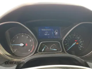 2012 Ford Focus SE with VIN 1FAHP3F21CL445400, listed as a Copart auction lot 58512535 with 142,515 mi miles and Salvage title. Bid and sale history available at DreamBid. Image 9.