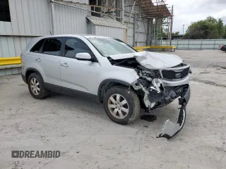 2013 Kia Sorento LX with VIN 5XYKT3A19DG396227, listed as a Copart auction lot 63595135 with 157,268 mi miles and Salvage title. Bid and sale history available at DreamBid. Image 4.