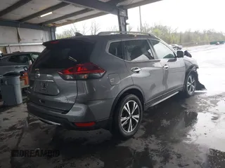 2019 Nissan Rogue SV with VIN 5N1AT2MT7KC784380, listed as a IAAI auction lot 41844061 with 89,628 mi miles and . Bid and sale history available at carsss.com. Image 4.