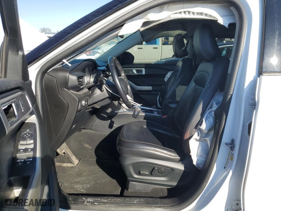 2021 Ford Explorer XLT with VIN 1FMSK8DHXMGA25899, listed as a Copart auction lot 46684095 with 58,053 mi miles and Salvage Title. Bid and sale history available at carsss.com. Image 7.
