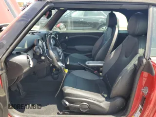 2010 MINI Convertible с VIN WMWMR3C59ATU97966, выставлен на аукционе Copart как лот 59870035 с пробегом 124 132 миль миль и Списание • Salvage title. История ставок и продаж доступна на DreamBid. Изображение 7.