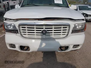 2000 Cadillac Escalade z VIN 1GYEK63R1YR207043, wystawiony jako IAAI lot #42139944 z przebiegiem 225 265 mil mil oraz . Historia ofert i sprzedaży dostępna na DreamBid. Obrazek 6.