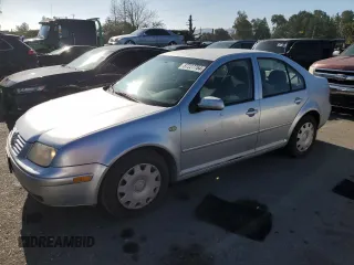 2000 Volkswagen Jetta GL z VIN 3VWRC29MXYM037448, wystawiony jako Copart lot #87227764 z przebiegiem 186 265 mil mil oraz Czysty tytuł • Clean title. Historia ofert i sprzedaży dostępna na DreamBid. Obrazek 1.