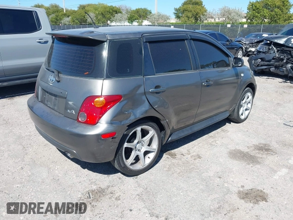 2005 Scion xA z VIN JTKKT624450127059, wystawiony jako IAAI lot #41828241 z przebiegiem 173 352 mil mil oraz . Historia ofert i sprzedaży dostępna na DreamBid. Obrazek 4.