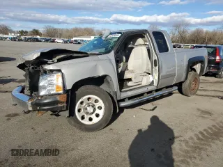 2007 Chevrolet Silverado 1500 LT w/1LT with VIN 2GCEC19C471628495, listed as a Copart auction lot 43935955 with 0 mi miles and Salvage Title. Bid and sale history available at carsss.com. Image 1.