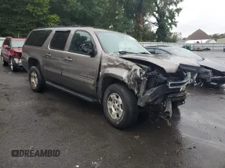 2013 Chevrolet Suburban LT with VIN 1GNSKJE71DR284486, listed as a Copart auction lot 72684014 with 223,855 mi miles and Salvage Title. Bid and sale history available at carsss.com. Image 4.