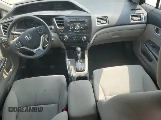 2013 Honda Civic LX z VIN 2HGFB2F56DH541964, wystawiony jako Copart lot #60200135 z przebiegiem 219 631 mil mil oraz Czysty tytuł • Clean title. Historia ofert i sprzedaży dostępna na DreamBid. Obrazek 8.