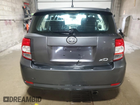 2014 Scion xD z VIN JTKKUPB4XE1041963, wystawiony jako Copart lot #88679835 z przebiegiem 80 320 mil mil oraz Szkoda całkowita • Salvage title. Historia ofert i sprzedaży dostępna na DreamBid. Obrazek 6.