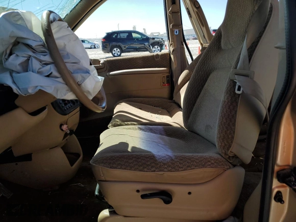 2000 Dodge Caravan SE with VIN 2B4GP44G2YR655543, listed as a Copart auction lot 42619794 with Not Provided miles and Salvage Title. Bid and sale history available at DreamBid. Image 7.