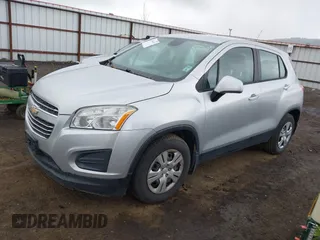 2016 Chevrolet Trax LS with VIN KL7CJKSB5GB511624, listed as a IAAI auction lot 41958765 with 117,691 mi miles. Bid and sale history available at carsss.com. Image 2.