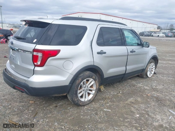 2017 Ford Explorer with VIN 1FM5K7B83HGA84194, listed as a IAAI auction lot 41222950 with 102,927 mi miles. Bid and sale history available at carsss.com. Image 4.
