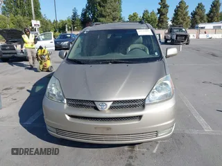 2005 Toyota Sienna XLE z VIN 5TDZA22C35S235729, wystawiony jako IAAI lot #42532095 z przebiegiem 182 328 mil mil oraz . Historia ofert i sprzedaży dostępna na DreamBid. Obrazek 6.