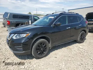 2017 Nissan Rogue SV z VIN 5N1AT2MVXHC804888, wystawiony jako Copart lot #61471085 z przebiegiem 180 102 mil mil oraz Nie do naprawy • Non repairable. Historia ofert i sprzedaży dostępna na DreamBid. Obrazek 1.