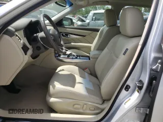 2016 Infiniti Q70 z VIN JN1BY1PP6GM631254, wystawiony jako Copart lot #56377425 z przebiegiem 109 061 mil mil oraz Szkoda całkowita • Salvage title. Historia ofert i sprzedaży dostępna na DreamBid. Obrazek 7.