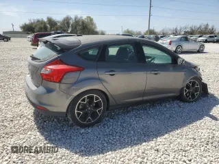 2013 Ford Focus SE with VIN 1FADP3K27DL263111, listed as a Copart auction lot 49594375 with 38,998 mi miles and Salvage Title. Bid and sale history available at carsss.com. Image 3.