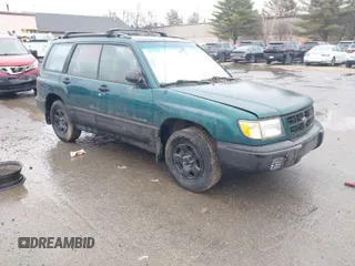 1998 Subaru Forester L with VIN JF1SF6352WH783758, listed as a IAAI auction lot 41971037 with 1 mi miles. Bid and sale history available at carsss.com. Image 1.