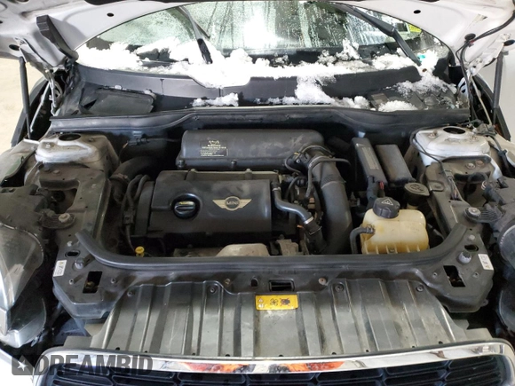 2011 MINI Countryman S with VIN WMWZC5C57BWL54811, listed as a Copart auction lot 88458105 with 117,448 mi miles and Clean Title. Bid and sale history available at DreamBid. Image 11.