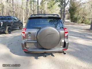 2011 Toyota RAV4 Ltd with VIN 2T3DF4DV7BW100057, listed as a IAAI auction lot 41828996 with 221,823 mi miles. Bid and sale history available at carsss.com. Image 16.