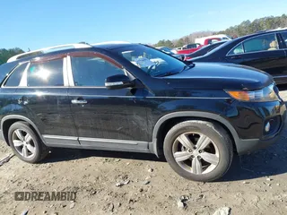 2013 Kia Sorento EX with VIN 5XYKU4A27DG414560, listed as a IAAI auction lot 41368699 with 101,185 mi miles and . Bid and sale history available at carsss.com. Image 13.