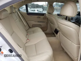 2016 Lexus LS 460 with VIN JTHCL5EF5G5026085, listed as a Copart auction lot 47098375 with 149,339 mi miles and Salvage title. Bid and sale history available at DreamBid. Image 11.