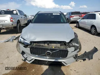 2023 Volvo XC60 Recharge Plug-In Hybrid Ultimate Dark Theme with VIN YV4H60DX4P1339368, listed as a Copart auction lot 83146674 with 0 mi miles and Salvage Title. Bid and sale history available at carsss.com. Image 5.
