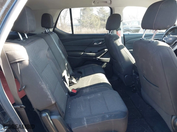 2019 Chevrolet Traverse LT Cloth with VIN 1GNEVGKW2KJ135213, listed as a IAAI auction lot 41293389 with 102,217 mi miles. Bid and sale history available at carsss.com. Image 8.