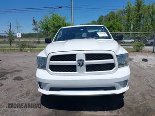 2018 Ram 1500 Tradesman с VIN 1C6RR6FG6JS341159, выставлен на аукционе IAAI как лот 42046090 с пробегом 108 083 миль миль и . История ставок и продаж доступна на DreamBid. Изображение 12.