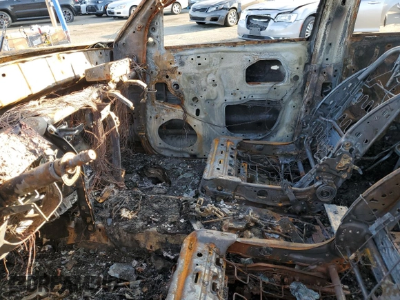 2011 Toyota Tacoma с VIN 5TFJX4GN1BX002410, выставлен на аукционе Copart как лот 43046725 с пробегом Не указан миль и На запчасти • Non repairable. История ставок и продаж доступна на DreamBid. Изображение 7.