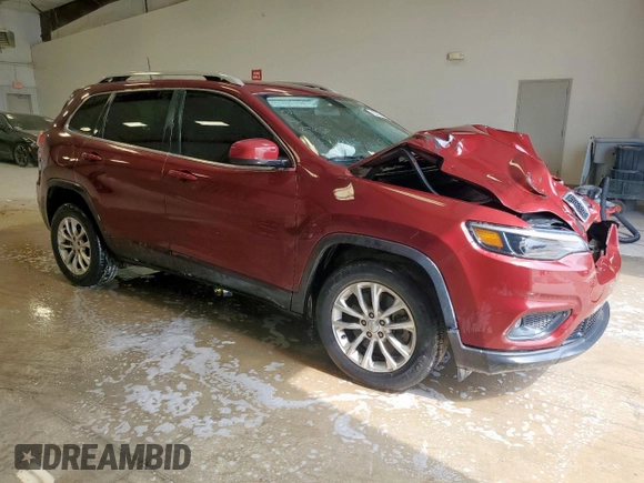2019 Jeep Cherokee Latitude z VIN 1C4PJLCB5KD297420, wystawiony jako Copart lot #57666925 z przebiegiem 85 640 mil mil oraz Czysty tytuł • Clean title. Historia ofert i sprzedaży dostępna na DreamBid. Obrazek 4.