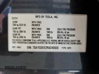 2024 Tesla Model Y Long Range z VIN 7SAYGDEE2RA246928, wystawiony jako Copart lot #60996035 z przebiegiem 19 266 mil mil oraz Szkoda całkowita • Salvage title. Historia ofert i sprzedaży dostępna na DreamBid. Obrazek 13.