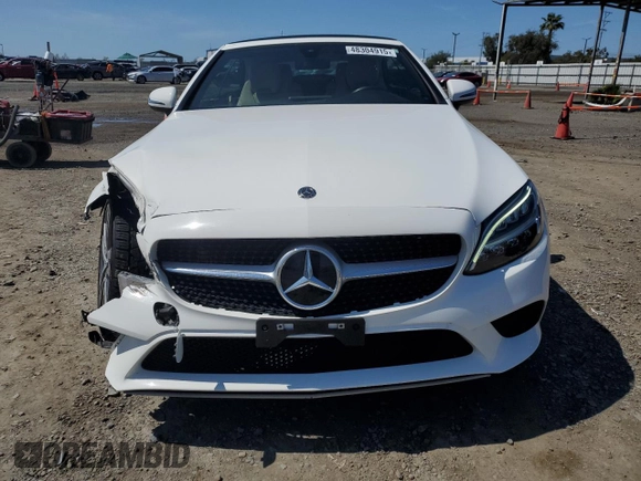 2019 Mercedes-Benz C 300 with VIN WDDWK8DB8KF870731, listed as a Copart auction lot 48304915 with 52,471 mi miles and Salvage Title. Bid and sale history available at carsss.com. Image 5.