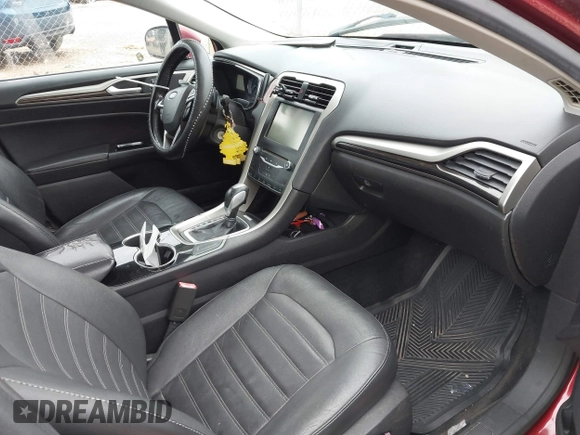 2015 Ford Fusion SE with VIN 3FA6P0H95FR218555, listed as a IAAI auction lot 41747559 with 189,862 mi miles. Bid and sale history available at carsss.com. Image 5.