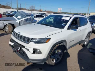 2023 Jeep Compass Latitude with VIN 3C4NJDBN9PT506040, listed as a IAAI auction lot 41483552 with 24,009 mi miles and . Bid and sale history available at DreamBid. Image 17.