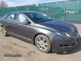 2016 Lincoln MKZ with VIN 3LN6L2G92GR616435, listed as a IAAI auction lot 41883325 with 93,999 mi miles. Bid and sale history available at carsss.com. Image 1.