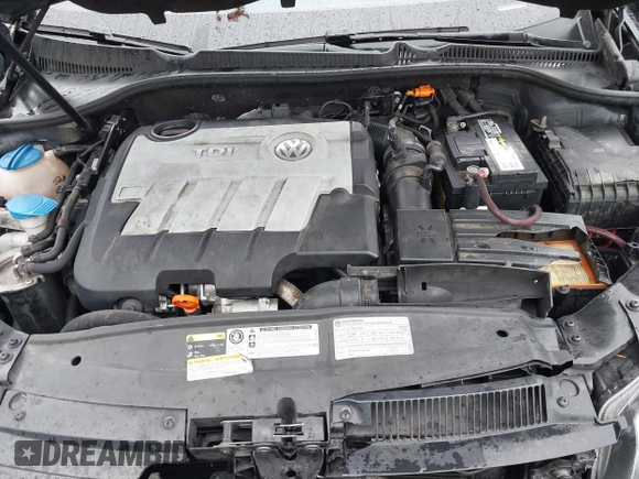 2013 Volkswagen Golf TDI with VIN WVWDM7AJ7DW126462, listed as a IAAI auction lot 41713250 with 116,684 mi miles and . Bid and sale history available at DreamBid. Image 10.
