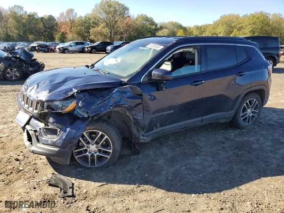 2019 Jeep Compass Latitude with VIN 3C4NJCBB4KT736769, listed as a Copart auction lot 81355834 with 0 mi miles and Salvage Title. Bid and sale history available at carsss.com. Image 1.