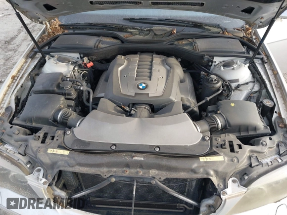 2006 BMW 7 Series 750Li with VIN WBAHN83516DT26530, listed as a IAAI auction lot 41847014 with Not Provided miles and . Bid and sale history available at carsss.com. Image 10.