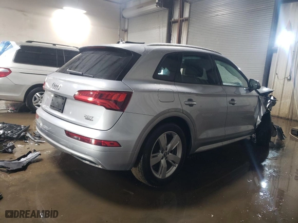 2018 Audi Q5 Premium with VIN WA1ANAFY8J2193197, listed as a Copart auction lot 47289895 with 76,156 mi miles and Salvage Title. Bid and sale history available at carsss.com. Image 3.
