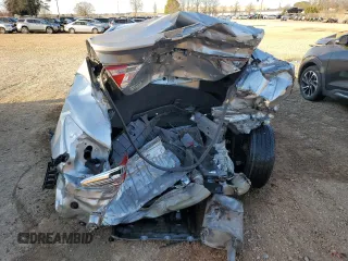 2016 Toyota Camry XLE with VIN 4T4BF1FK2GR579549, listed as a Copart auction lot 48247275 with 69,857 mi miles and Salvage Title. Bid and sale history available at carsss.com. Image 6.