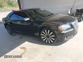 2012 Chrysler 300 Limited z VIN 2C3CCACGXCH311040, wystawiony jako IAAI lot #42408410 z przebiegiem 189 337 mil mil oraz . Historia ofert i sprzedaży dostępna na DreamBid. Obrazek 1.