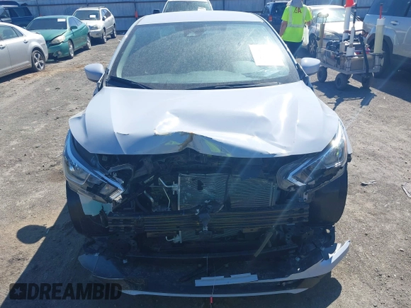 2024 Nissan Versa SV z VIN 3N1CN8EV4RL904065, wystawiony jako IAAI lot #41793991 z przebiegiem 2 742 mil mil oraz . Historia ofert i sprzedaży dostępna na DreamBid. Obrazek 13.