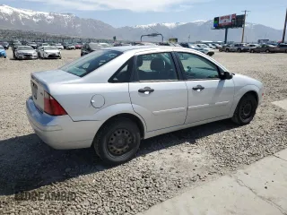 2005 Ford Focus S with VIN 1FAHP34N15W193100, listed as a Copart auction lot 52747555 with 66,634 mi miles and Salvage Title. Bid and sale history available at carsss.com. Image 3.