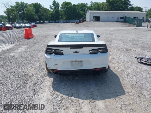 2019 Chevrolet Camaro 2SS с VIN 1G1FG1R78K0153815, выставлен на аукционе IAAI как лот 42409195 с пробегом 23 314 миль миль и . История ставок и продаж доступна на DreamBid. Изображение 17.