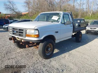 1997 Ford F-250 with VIN 1FTHF26H6VEB09762, listed as a IAAI auction lot 42052884 with 49,599 mi miles. Bid and sale history available at carsss.com. Image 2.