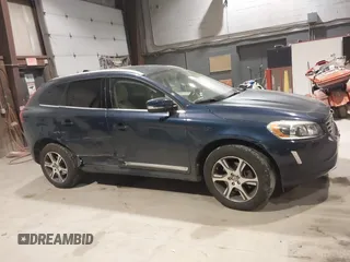 2015 Volvo XC60 T6 с VIN YV4902RKXF2687103, выставлен на аукционе IAAI как лот 41467485 с пробегом 97 004 миль миль и . История ставок и продаж доступна на DreamBid. Изображение 13.