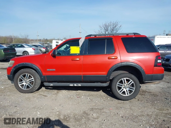 2007 Ford Explorer XLT with VIN 1FMEU73E37UA86705, listed as a IAAI auction lot 41943863 with Not Provided miles. Bid and sale history available at carsss.com. Image 13.